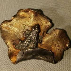 Frog on Lilly pad brooch/necklace